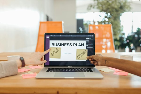 Solutions personnalisées et formations efficaces en conseil rh
