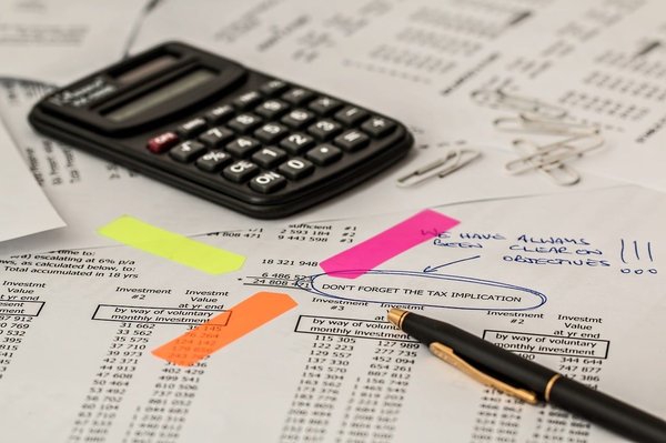Comptable vs Expert-comptable : Décryptage des nuances et des compétences distinctes