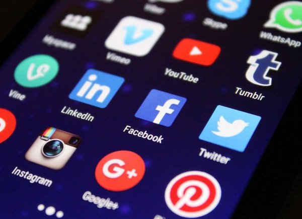 Community management : définir la stratégie avec une agence de communication à Nice