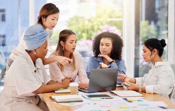 Les 5 tendances à surveiller en 2024 avec une agence marketing digitale à Toulouse