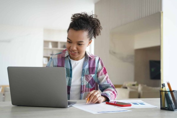 Les avantages d'une formation à distance avec le CPF