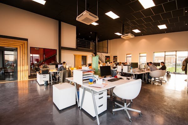 Les avantages d'engager une agence de communication à bourg-en-bresse